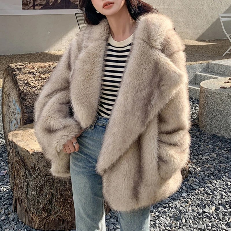 Bernadette | Women's Oversized Faux Fur Winter Coat - Long Sleeve Ribbed Cuff Jacket