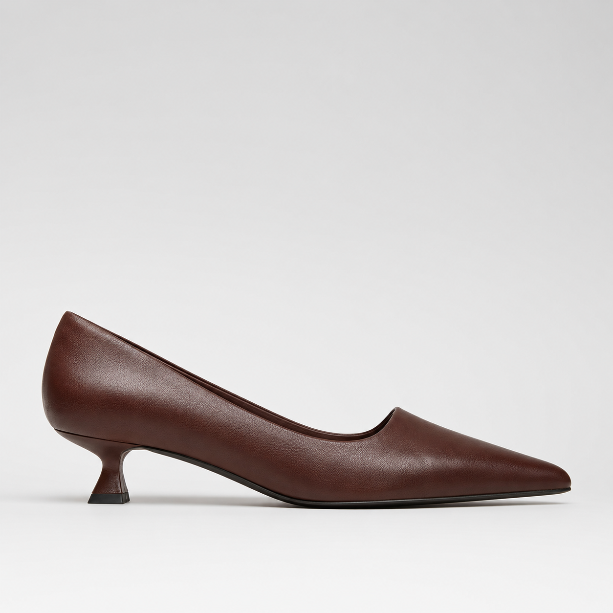 Evelyn | Women's Pointed-Toe Pumps – Kitten Heel Court Shoes