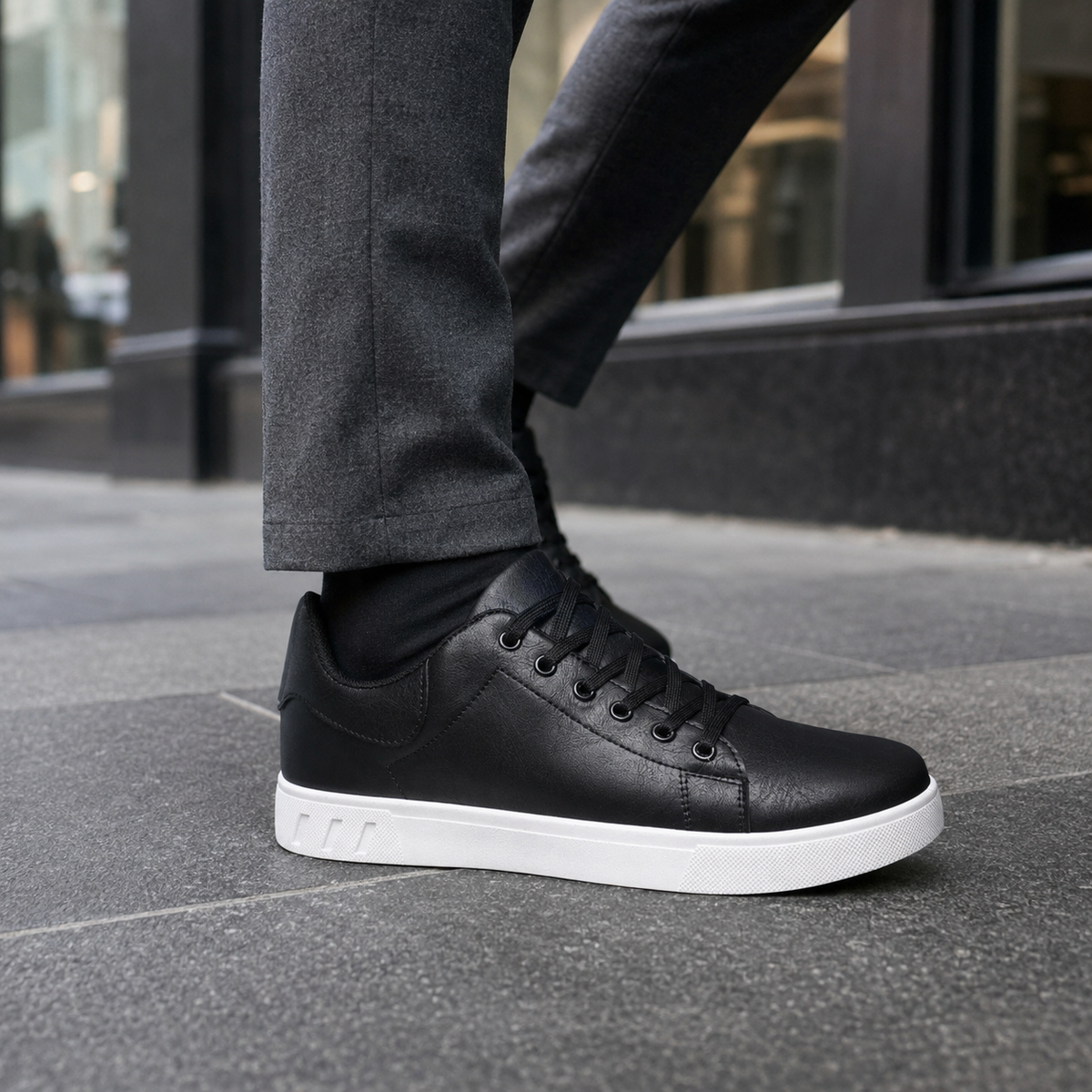 Noah | Men's Casual Leather Sneakers – Minimalist Lace-Up Low-Top Everyday Trainers