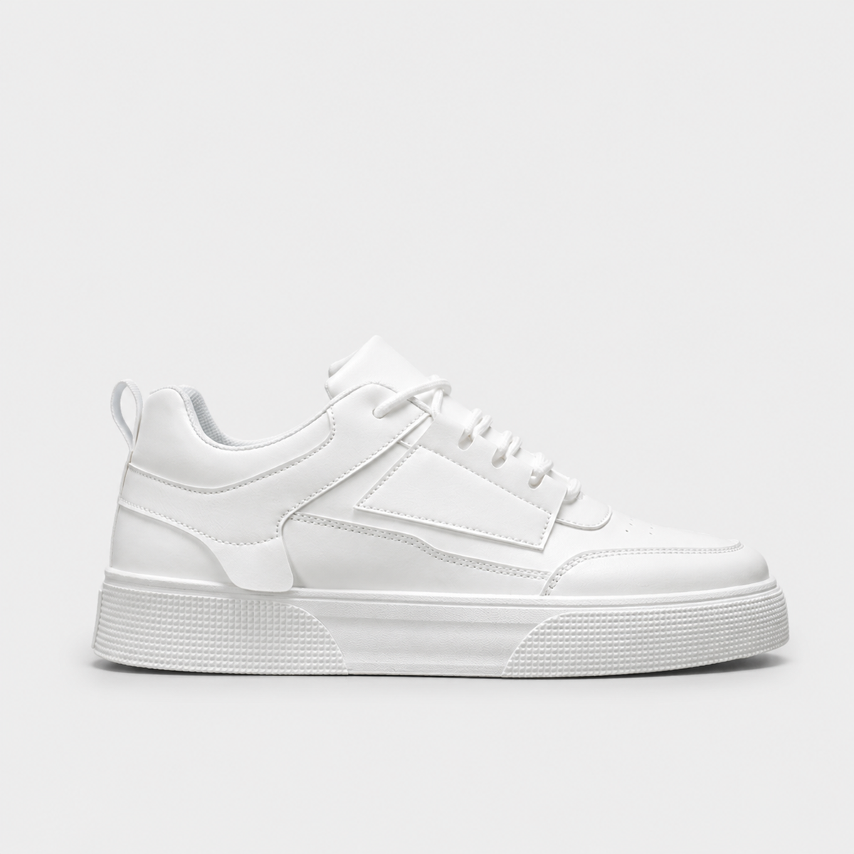 Wilhelmina | Women's Wide-Fit Cushioned Trainers - Comfortable Everyday Sneakers
