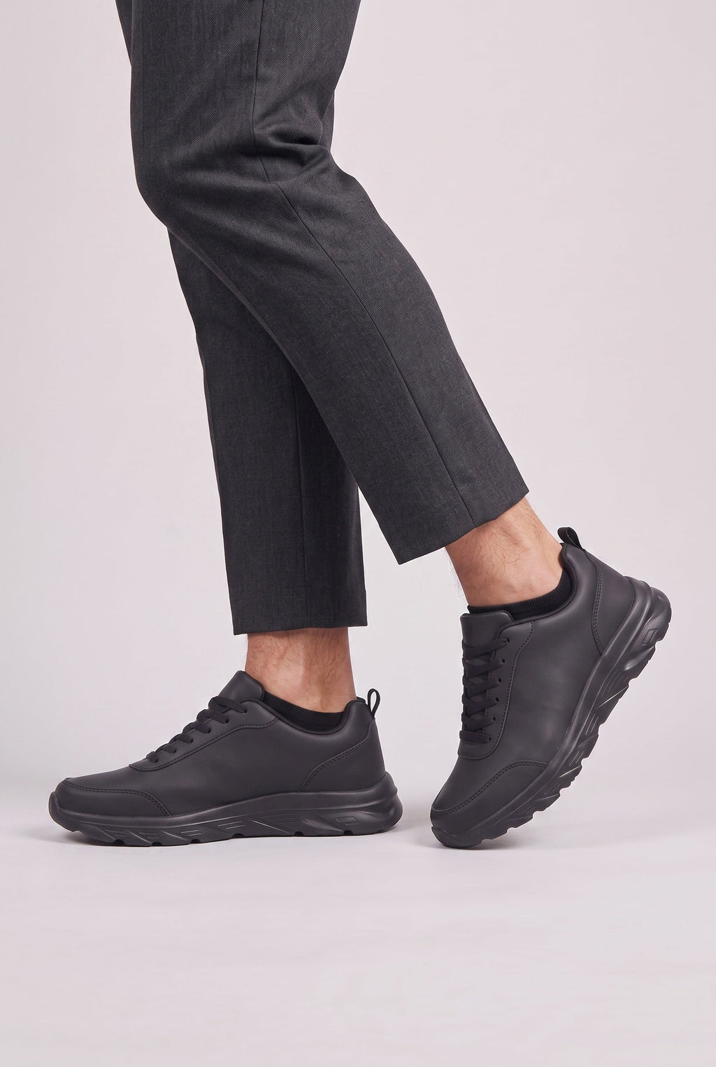 Frankie | Men's Lace-Up Chunky Sole Trainers - Casual Everyday Sneakers