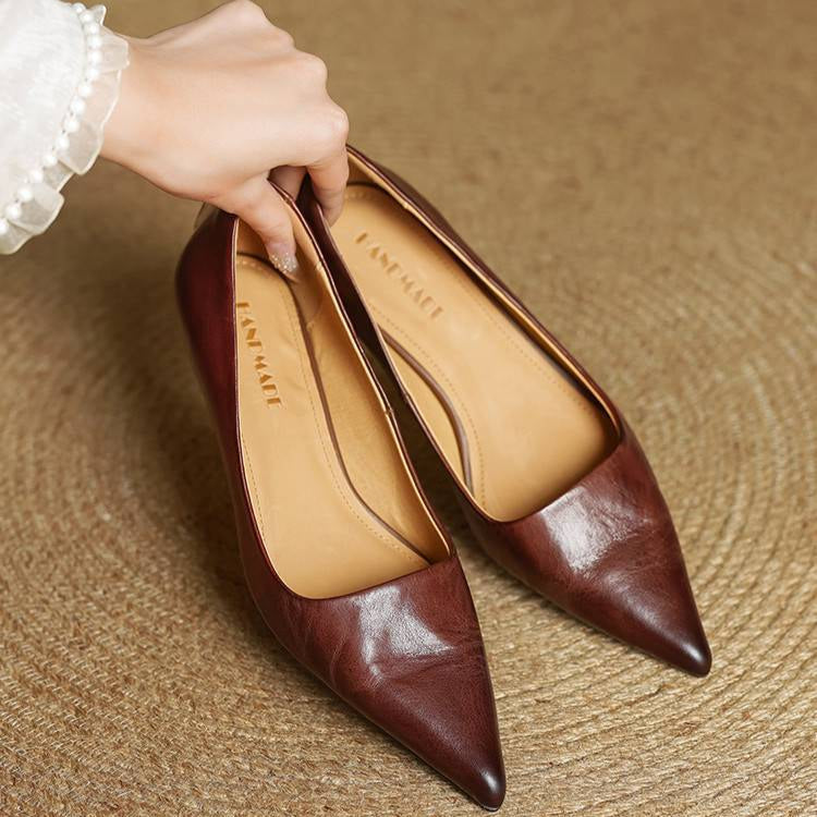 Evelyn | Women's Pointed-Toe Pumps – Kitten Heel Court Shoes