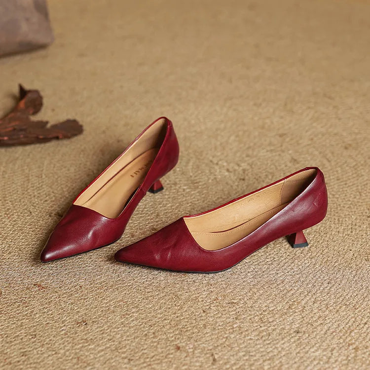Evelyn | Women's Pointed-Toe Pumps – Kitten Heel Court Shoes
