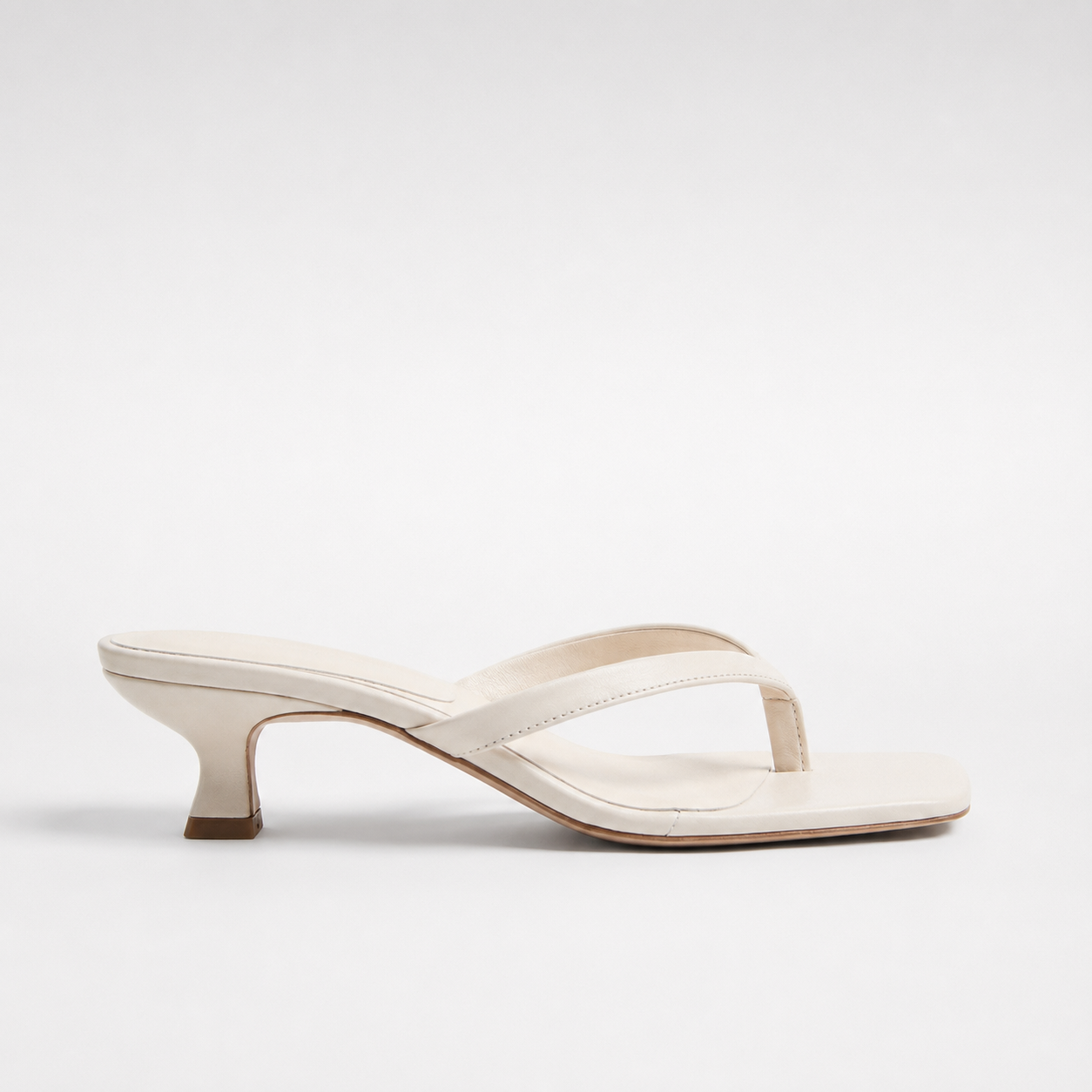 Sienna | Women's Kitten Heel Flip-Flops – Minimalist Summer Sandals