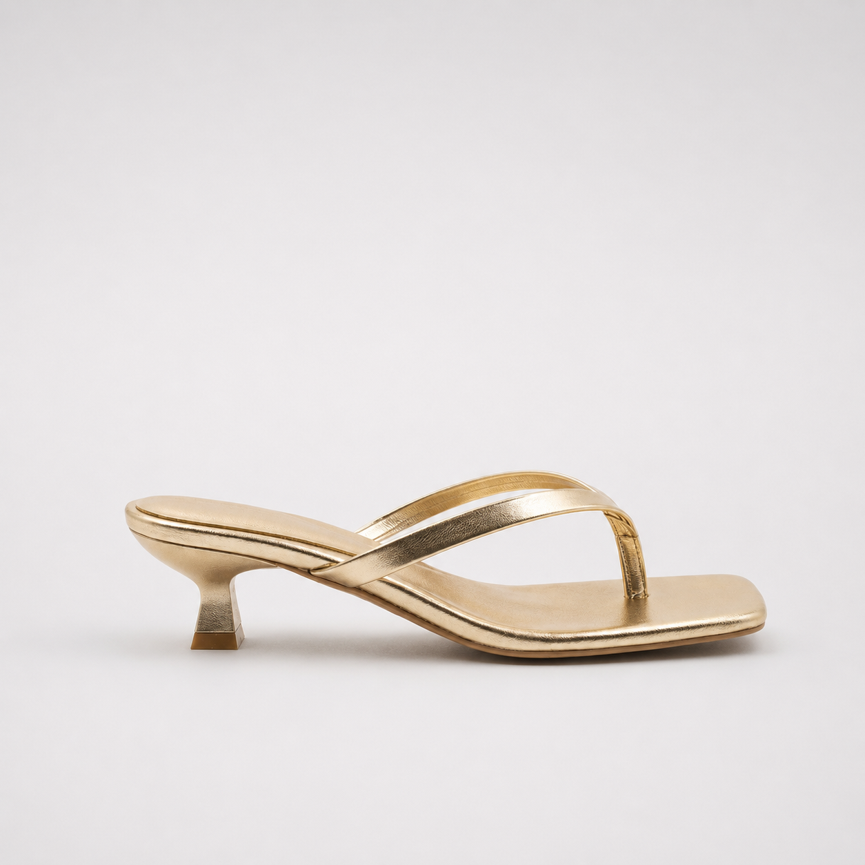 Sienna | Women's Kitten Heel Flip-Flops – Minimalist Summer Sandals