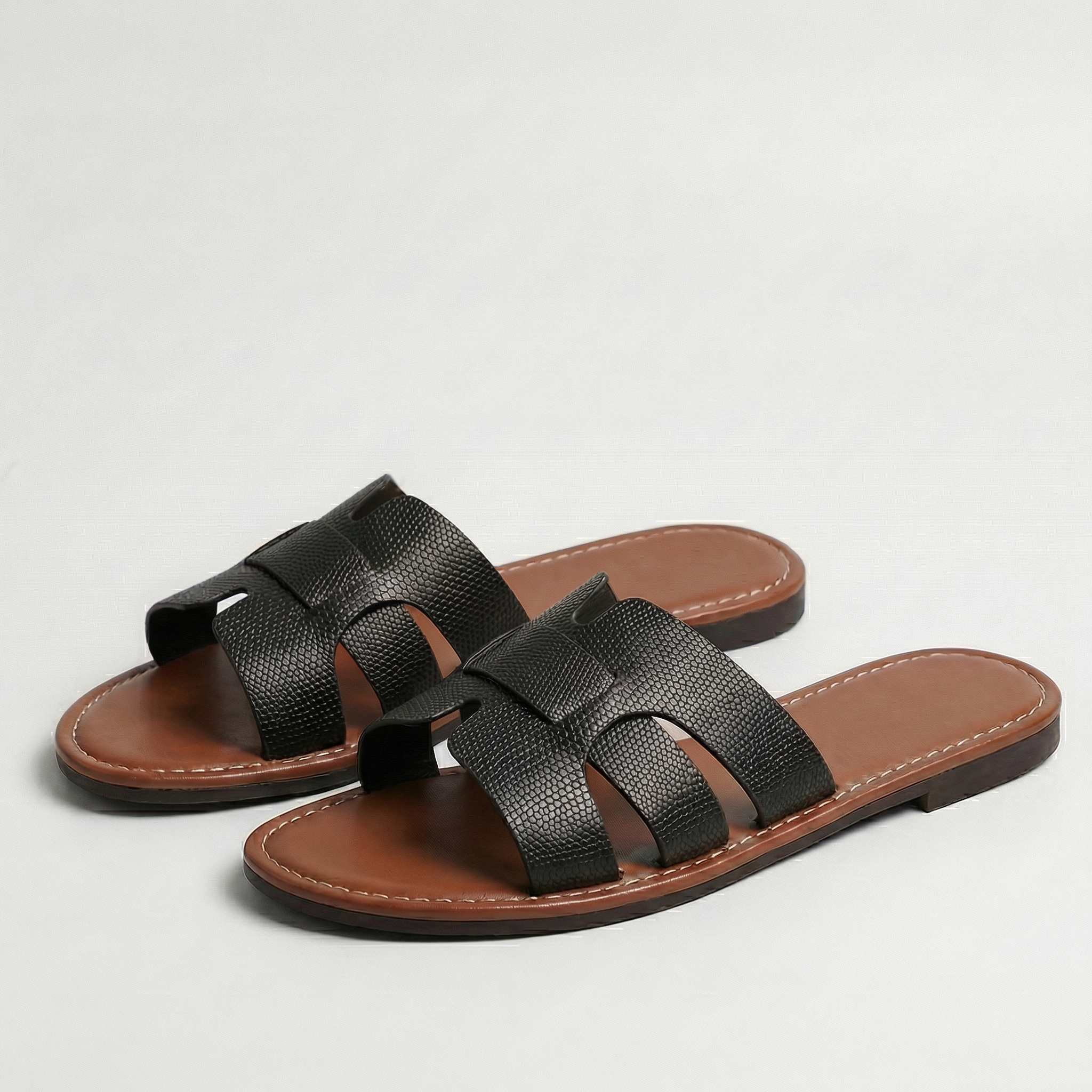 Lydia | Women's Flat Slide Sandals – Leather-Look Summer Shoes