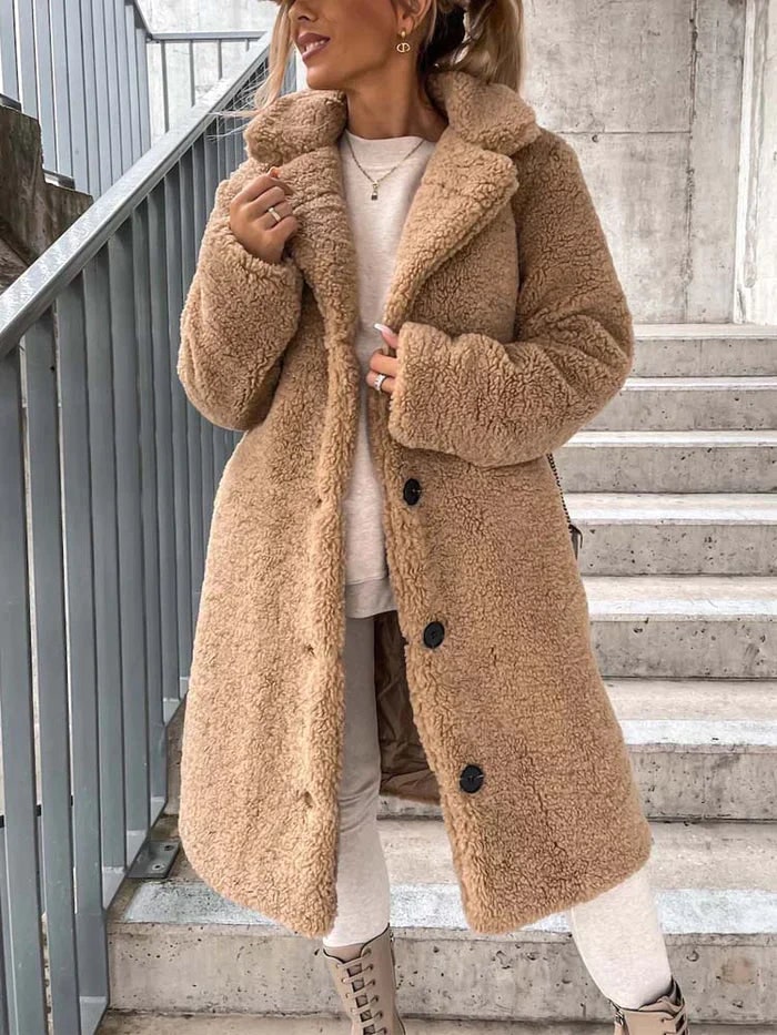 Amanda | Dames Teddyjas - Lange Winterjas met Revers en Knoopsluiting